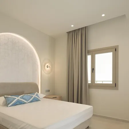 Infinity Suites, By Hellocrete Apartment Rethymno