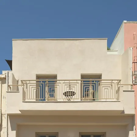 Infinity Suites, By Hellocrete * Rethymno