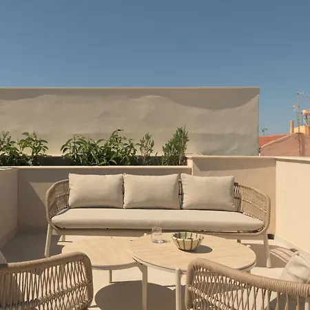 Infinity Suites, By Hellocrete Rethymno