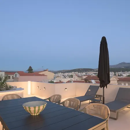 Infinity Suites, By Hellocrete * Rethymno